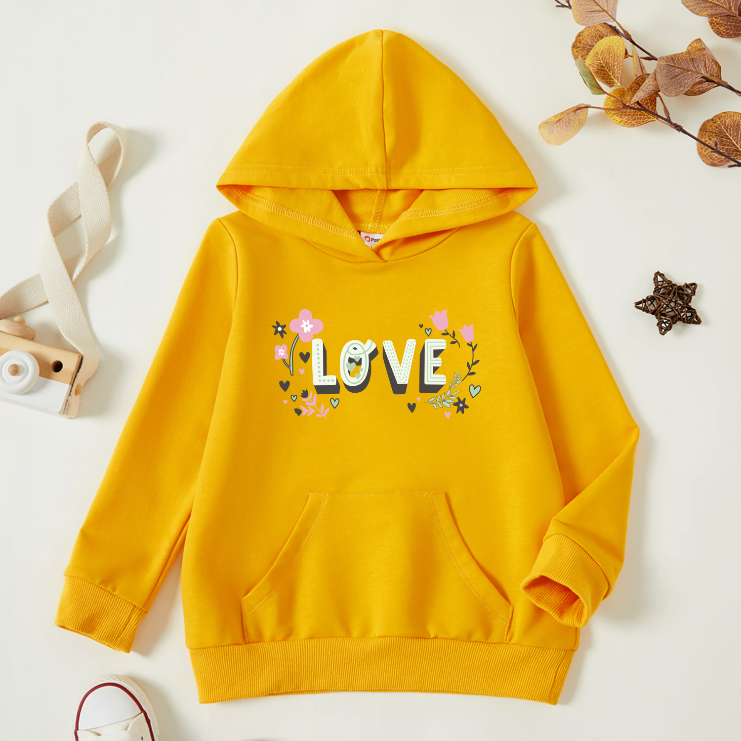Toddler Graphic Letter and Heart and Floral Print Long-sleeve Hooded Pullover