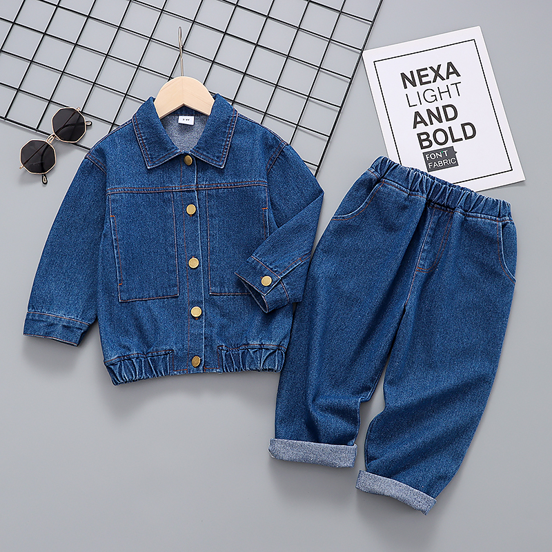 2-piece Toddler Girl/Boy 100% Cotton Lapel Collar Button Design Denim Jacket and Jeans with Pocket Set
2-piece Toddler Girl/Boy 100% Cotton Lapel Collar Button Design Denim Jacket and Jeans with Pocket Set