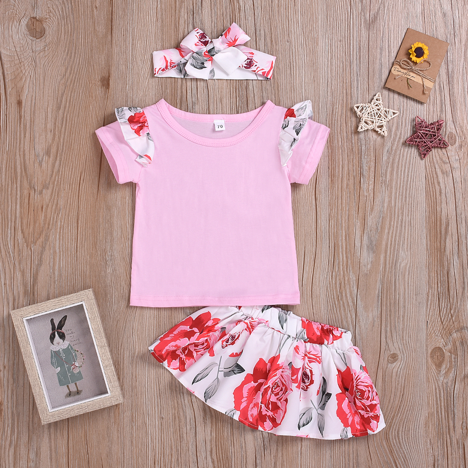 3-piece Baby / Toddler Solid Ruffled Sleeve Tee and Floral Skirt with Headband Set 
3-piece Baby / Toddler Solid Ruffled Sleeve Tee and Floral Skirt with Headband Set