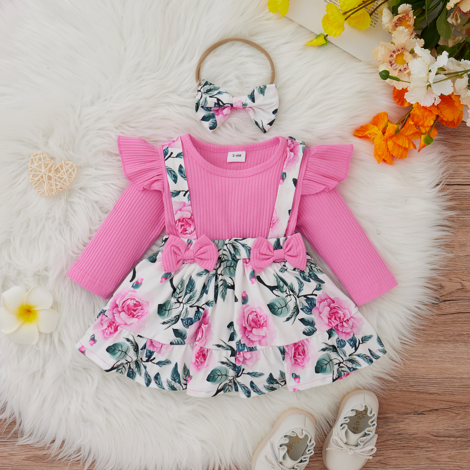 2pcs Baby Girl Hot Pink Ribbed Ruffle Long-sleeve Bowknot Splicing Floral Print Dress Set
2pcs Baby Girl Hot Pink Ribbed Ruffle Long-sleeve Bowknot Splicing Floral Print Dress Set