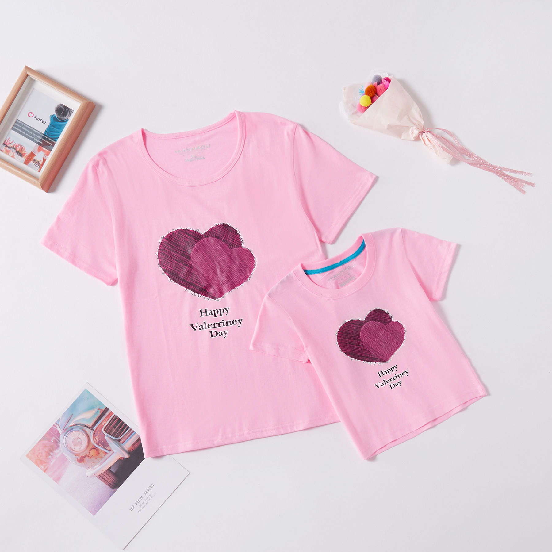 Beautiful Love Print Matching T-shirts
Beautiful Love Print Matching T-shirts