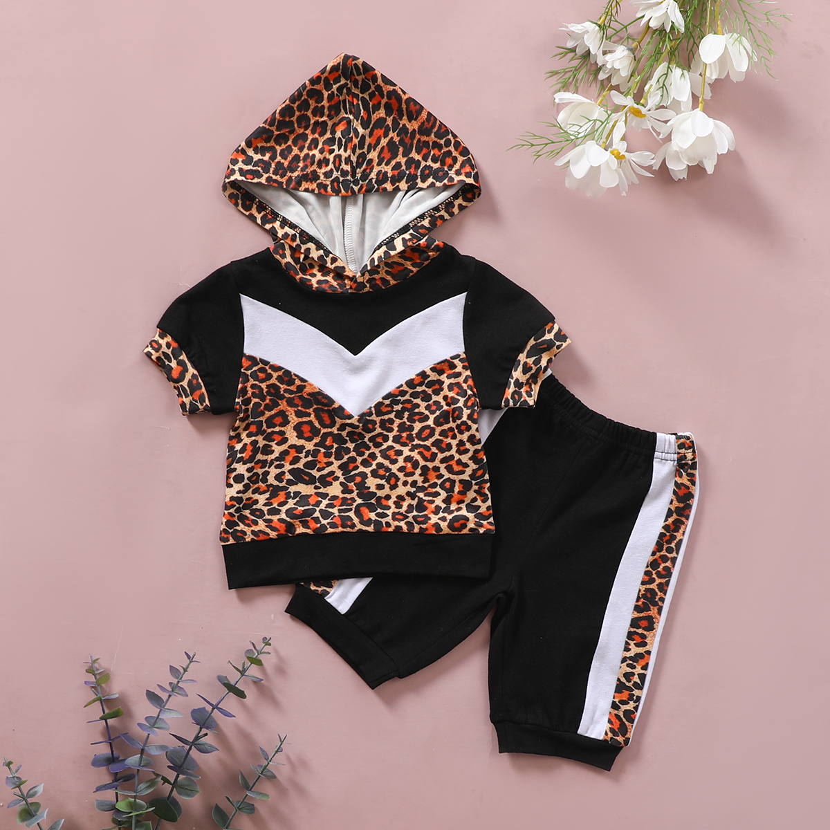 2pcs Baby Unisex Short-sleeve Hooded Sports Leopard Baby's Sets
2pcs Baby Unisex Short-sleeve Hooded Sports Leopard Baby's Sets