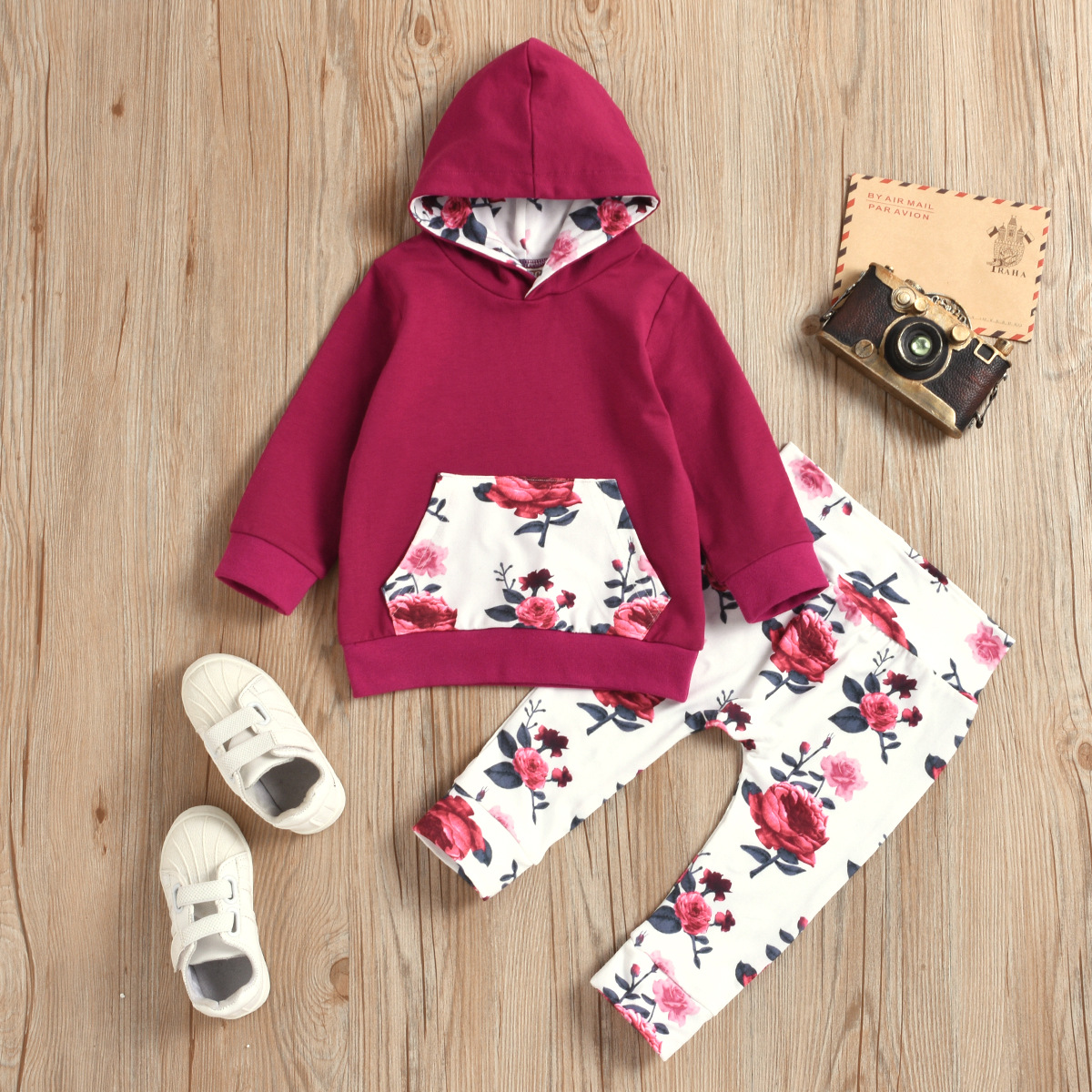 

Baby Girl Sweet Floral Baby's Sets