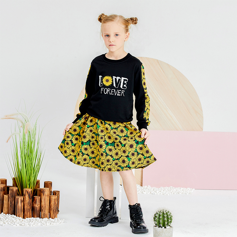 

Stylish Letter Sunflower Print Sweatshirt and Allover Skirt Set