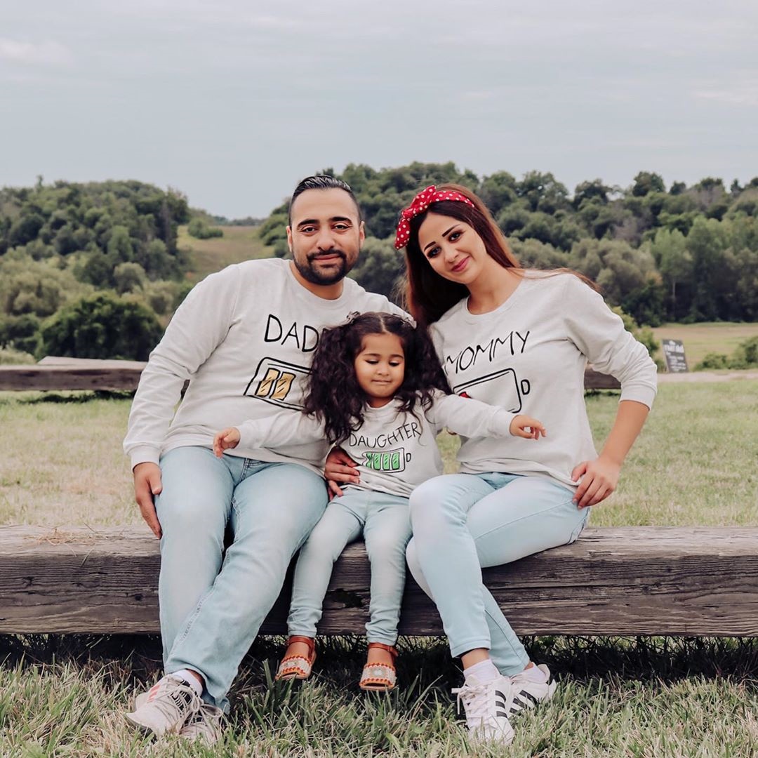 

Battery Power Charging Print Light Grey Family Matching Sweatshirts