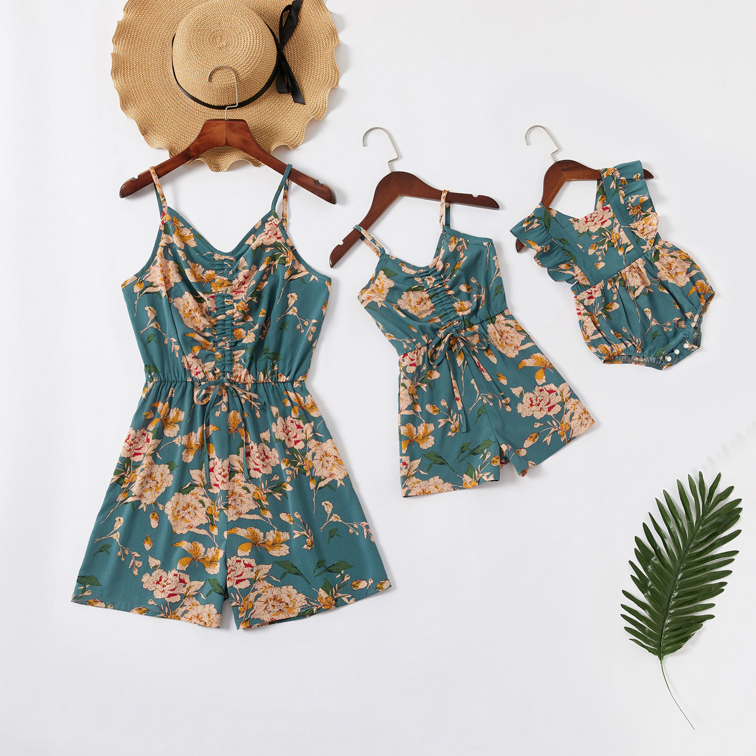 

Floral Print Sling Rompers for Mommy-girl-baby