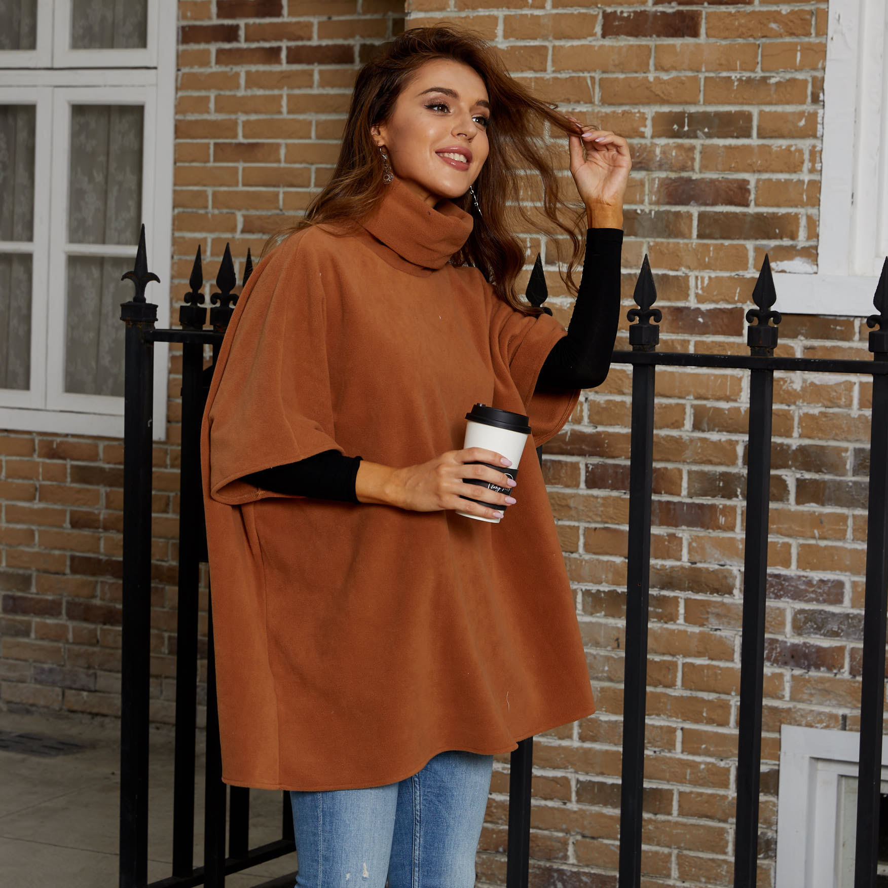 

High collar Brown Flock Printing Half Sleeve casual Pullovers