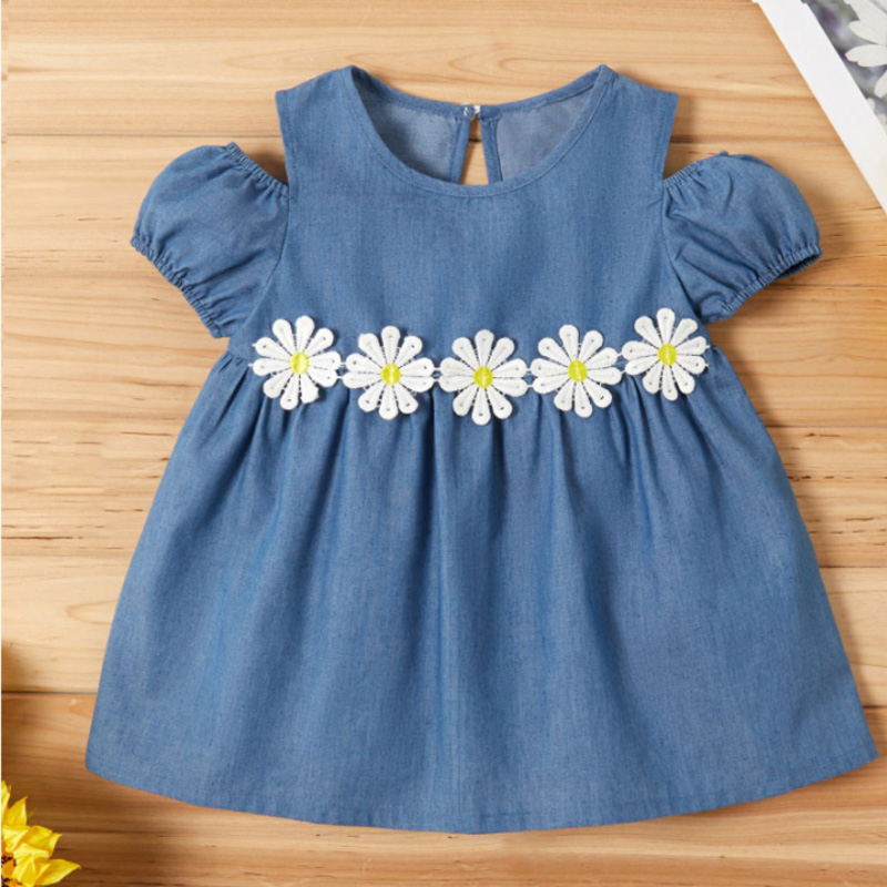 

Baby Girl Daisy Short-sleeve Dress