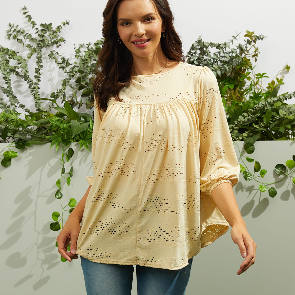 

Elegant Print Round collar Three Quarter Length Sleeve Shirt