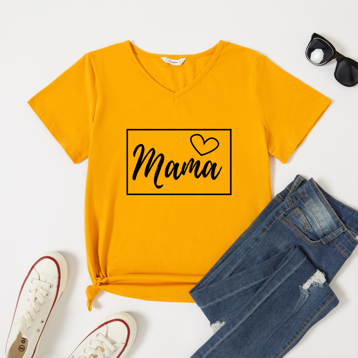 

Women Graphic Heart and Letter Print V Neck Short-sleeve Tee
