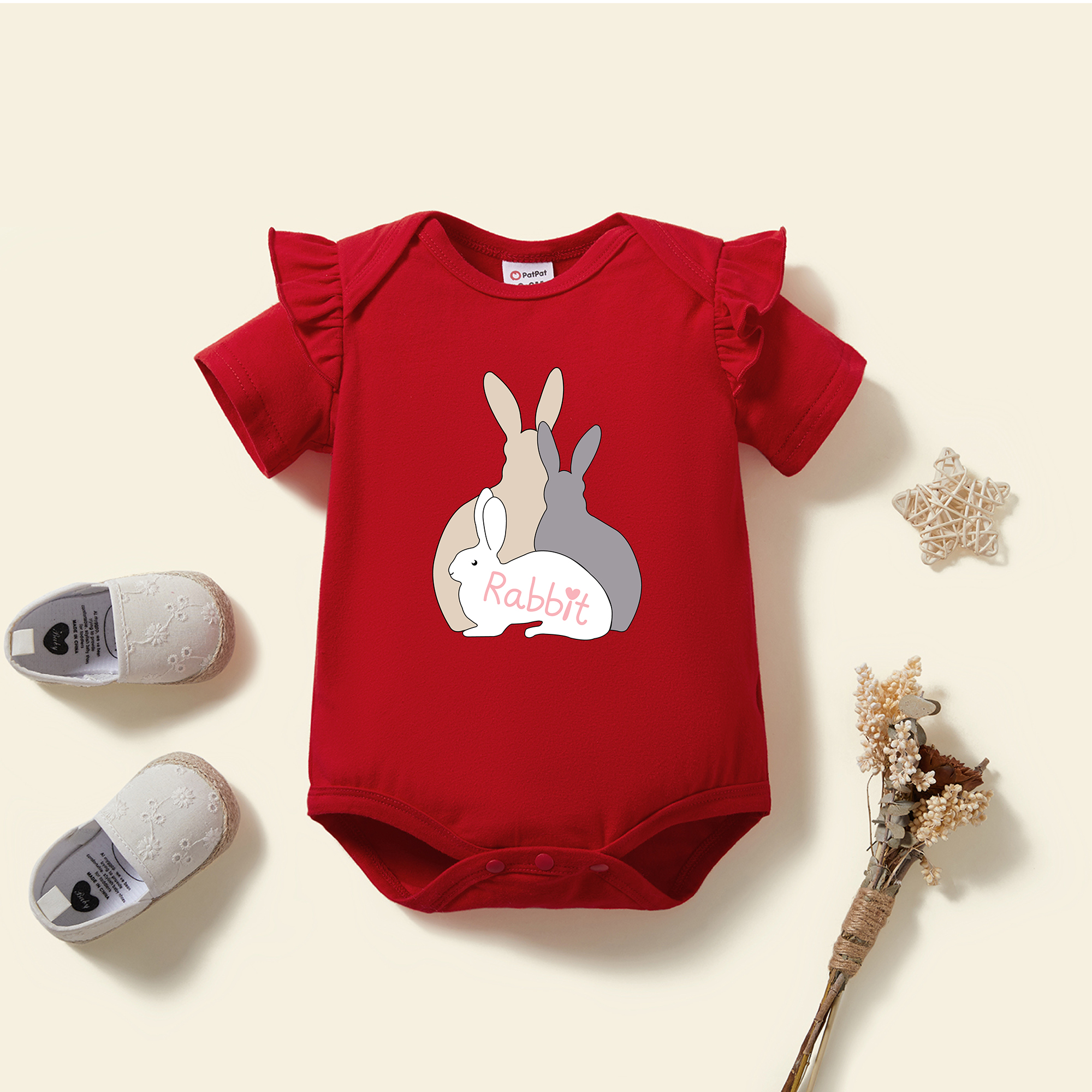 

Baby Graphic Flutter-sleeve Red Short-sleeve Romper