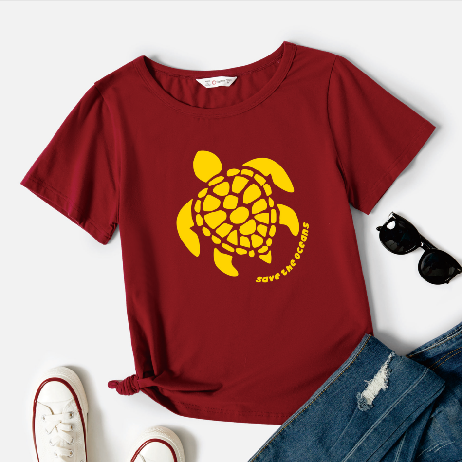 

Graphic Burgundy Short-sleeve Round-collar Tee for Women