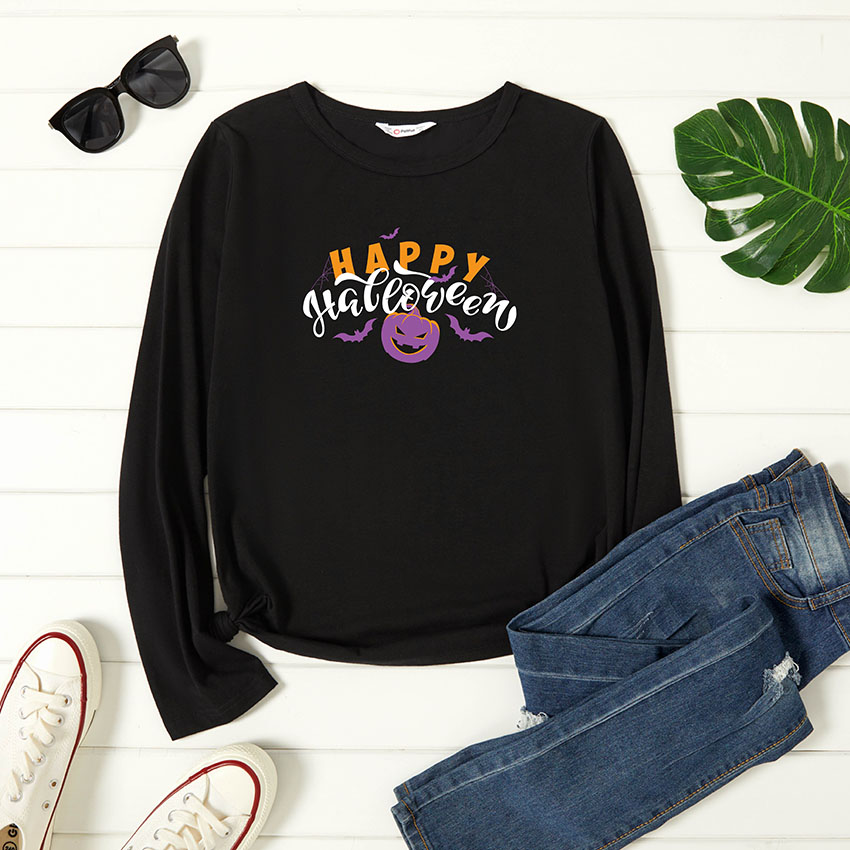 

Graphic Black Long-sleeve Round-collar Tee for Women