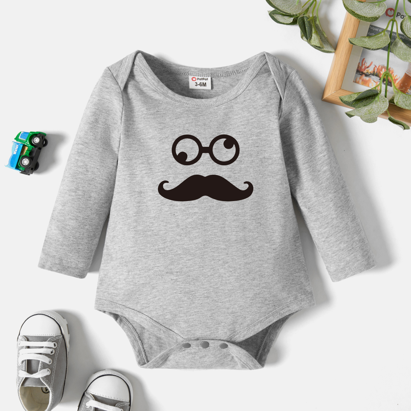 

Baby Graphic Light gray Long-sleeve Romper