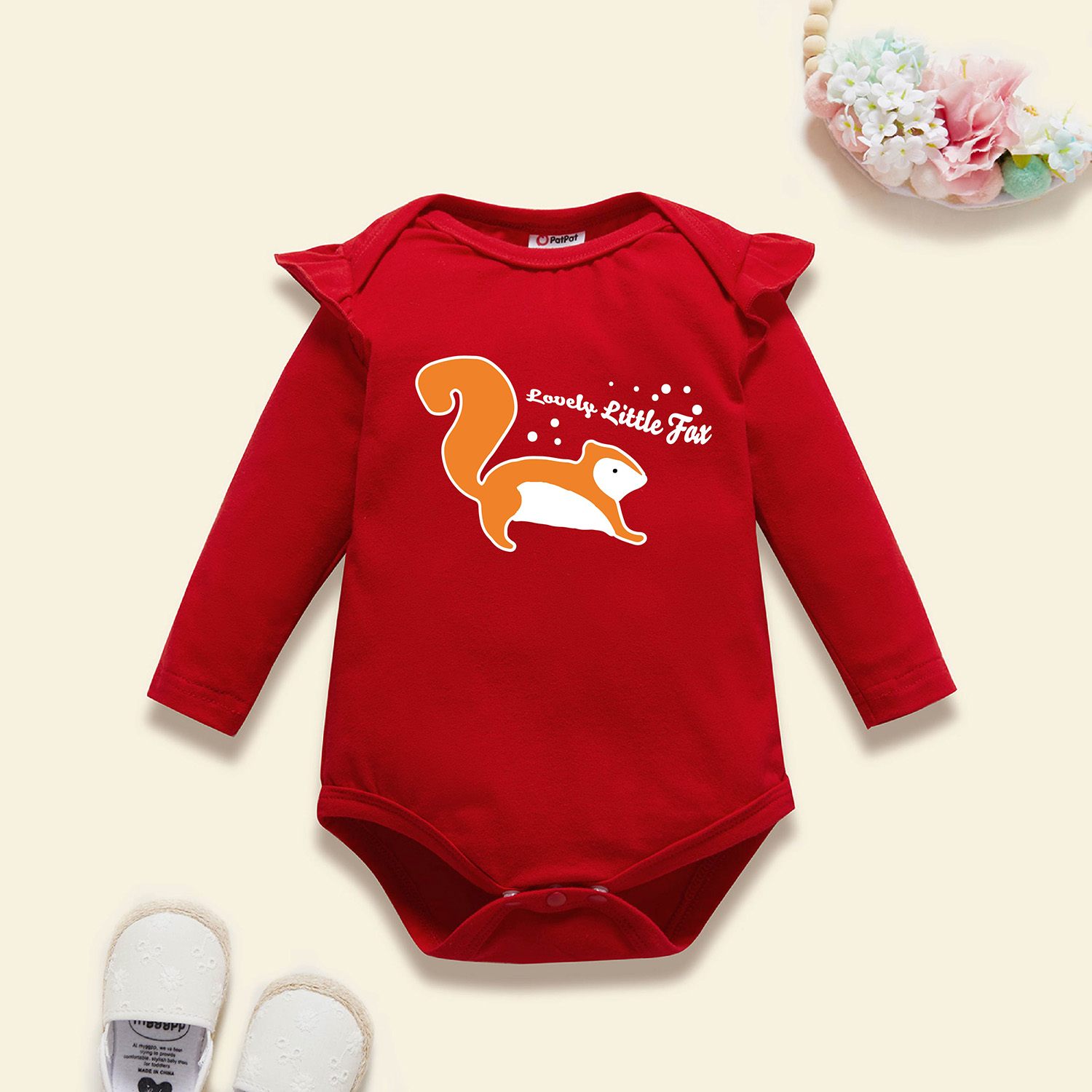 

Baby Graphic Flutter-sleeve Red Long-sleeve Romper