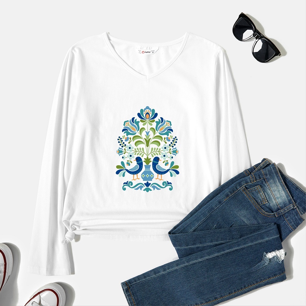 

Graphic White Long-sleeve V Neck Tee for Women