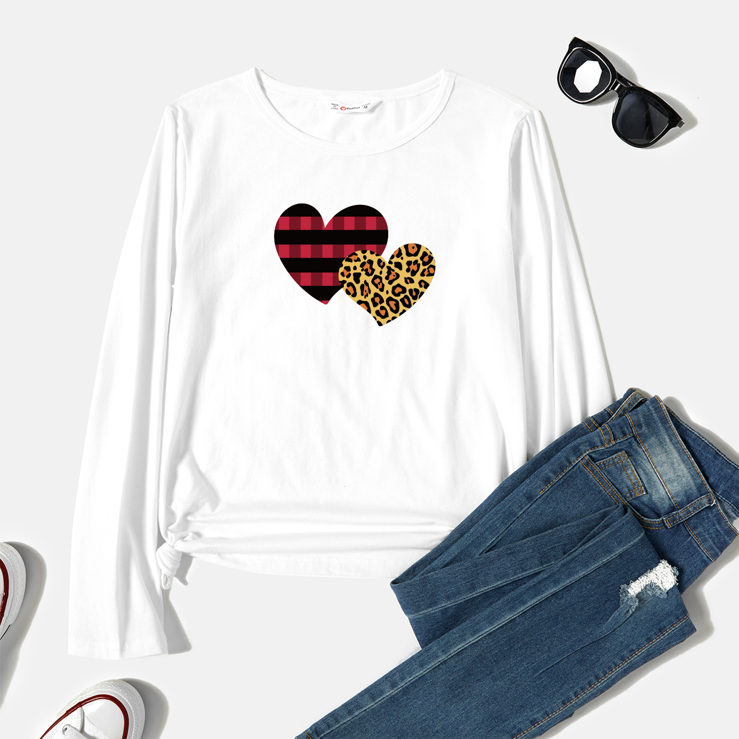 

Graphic White Long-sleeve Round-collar Tee for Women