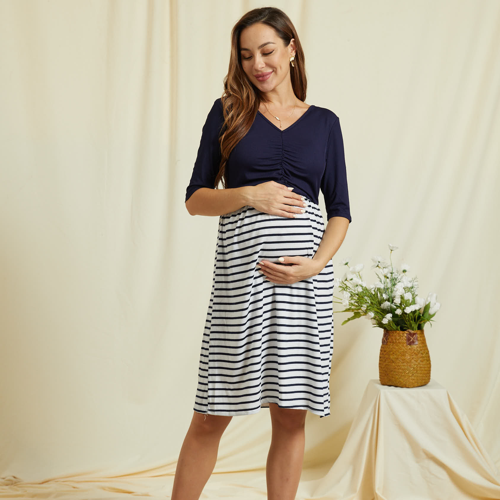 

Maternity casual Stripes Print V-neck Long-sleeve Dress