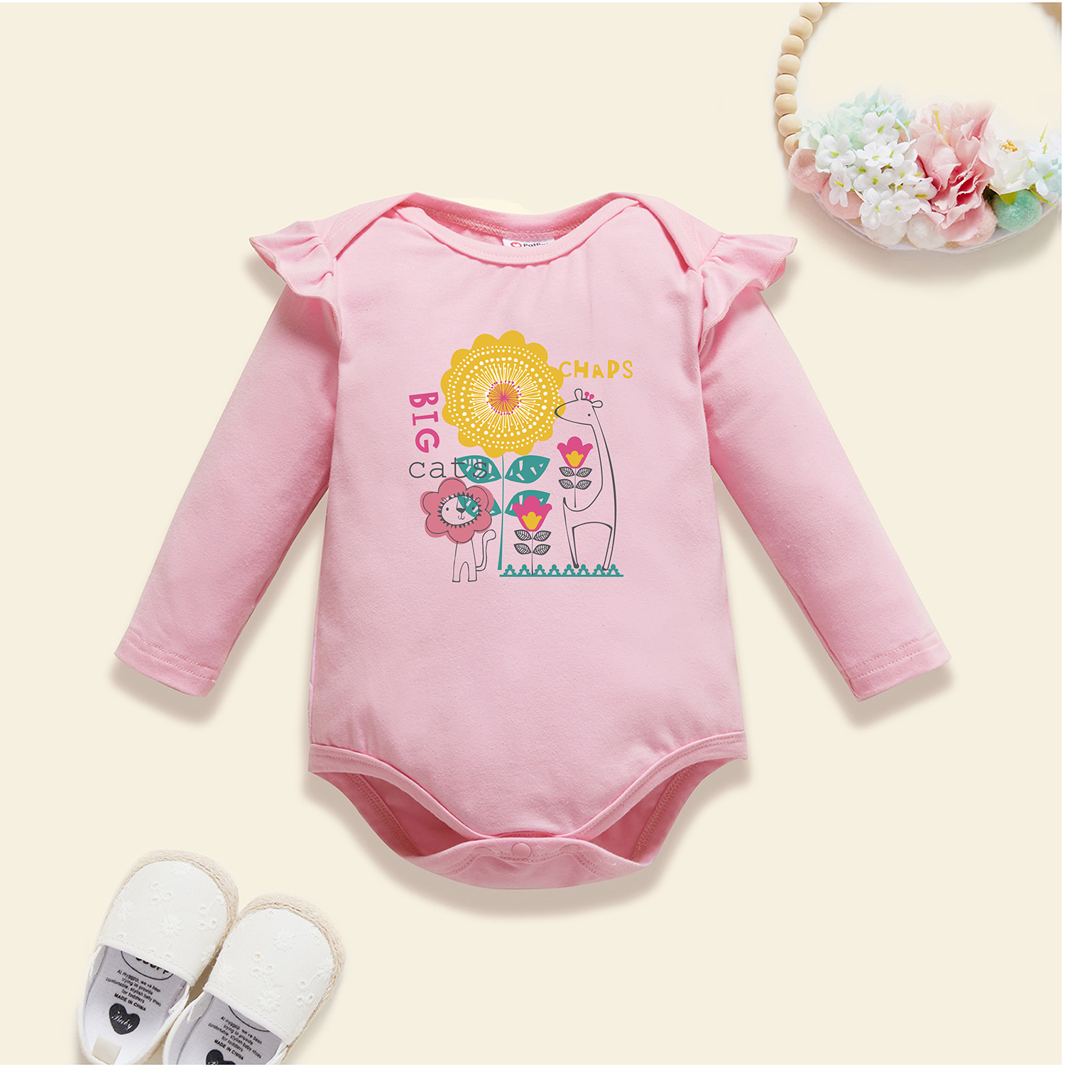 

Baby Graphic Flutter-sleeve Light pink Long-sleeve Romper