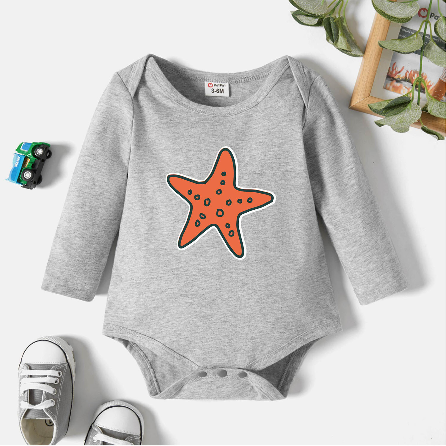 

Baby Graphic Light gray Long-sleeve Romper