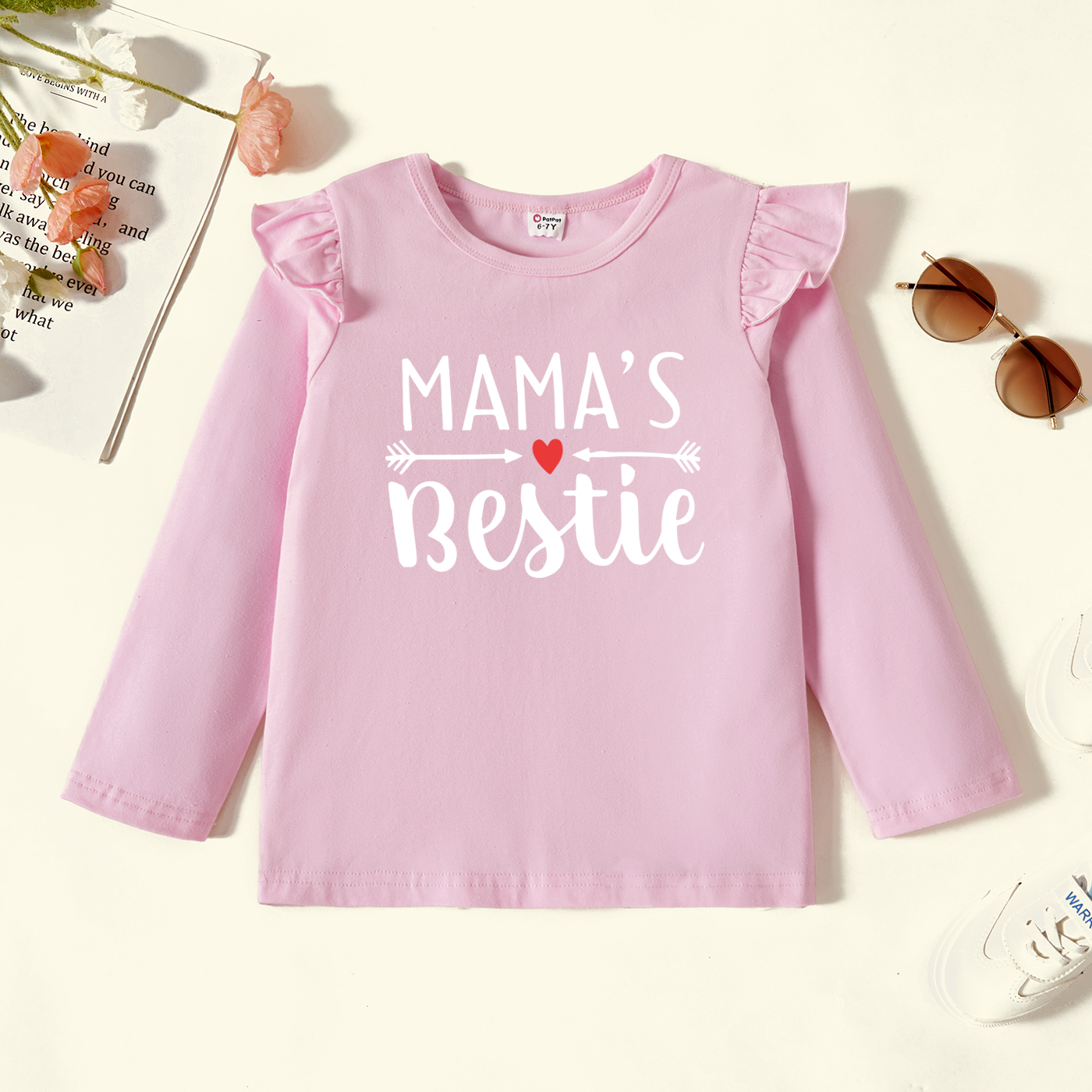 

Kid Girl Graphic Letter and Heart Print Ruffled Long-sleeve Tee