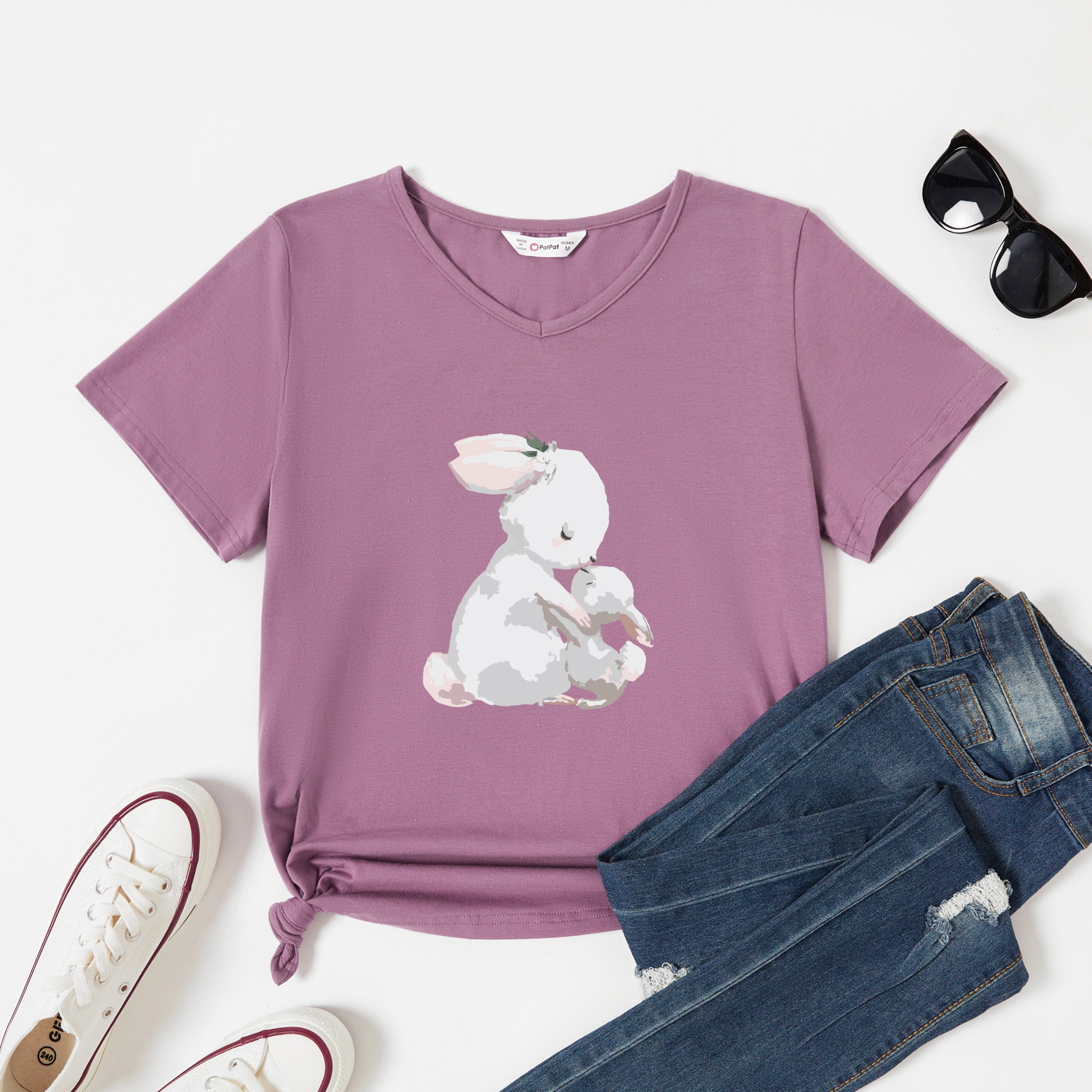 

Women Graphic Rabbit Print V Neck Short-sleeve Tee