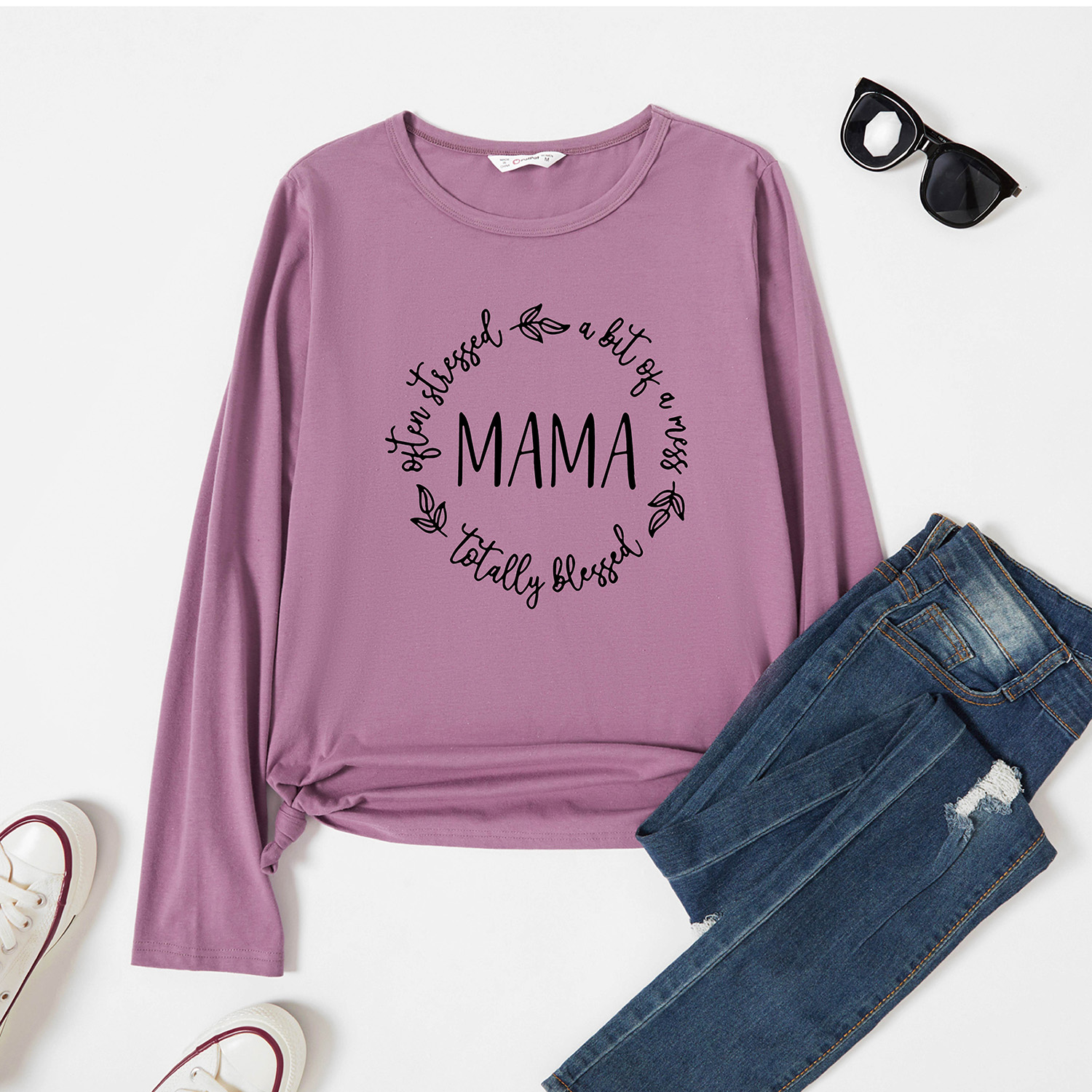 

Women Graphic Letter and Leaf Print Round-collar Long-sleeve Tee