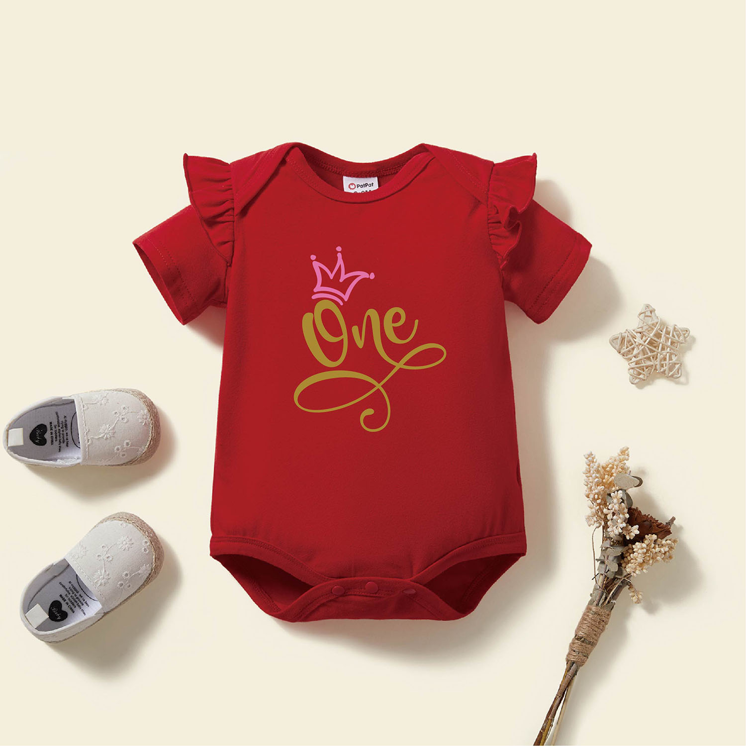 

Baby Graphic Flutter-sleeve Red Short-sleeve Romper