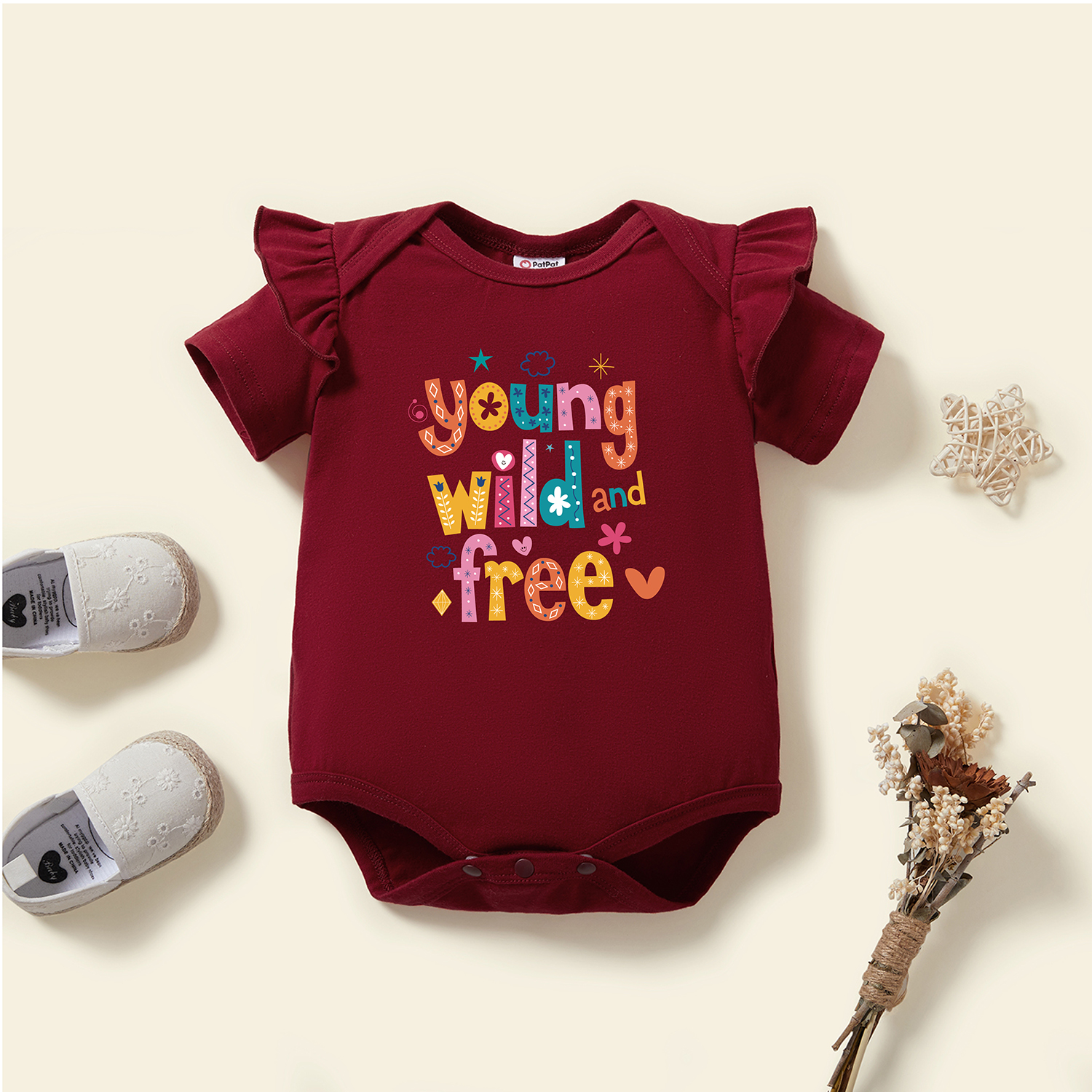 

Baby Graphic Flutter-sleeve Burgundy Short-sleeve Romperr