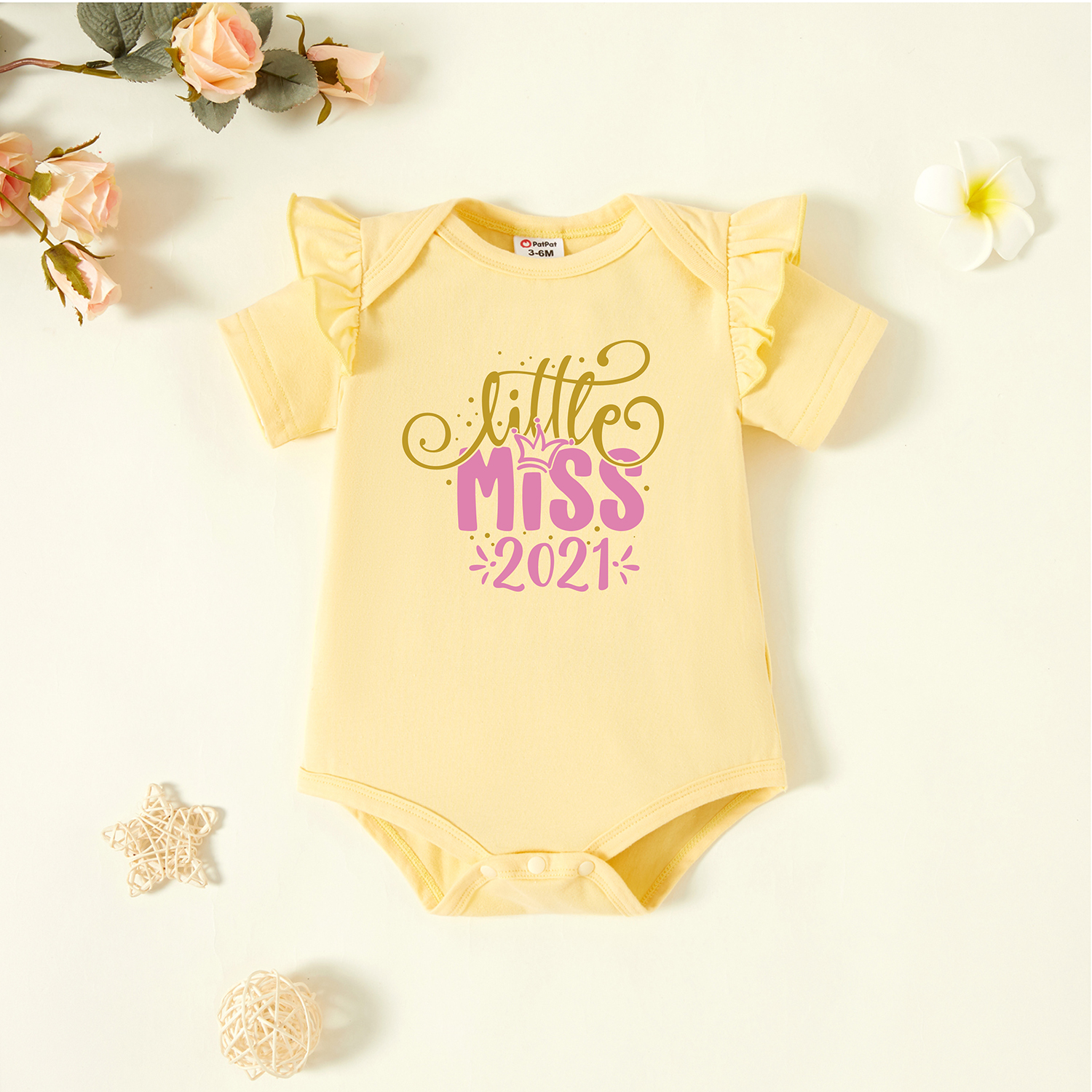 

Baby Girl Graphic Letter and Figure Print Ruffled Short-sleeve Romper