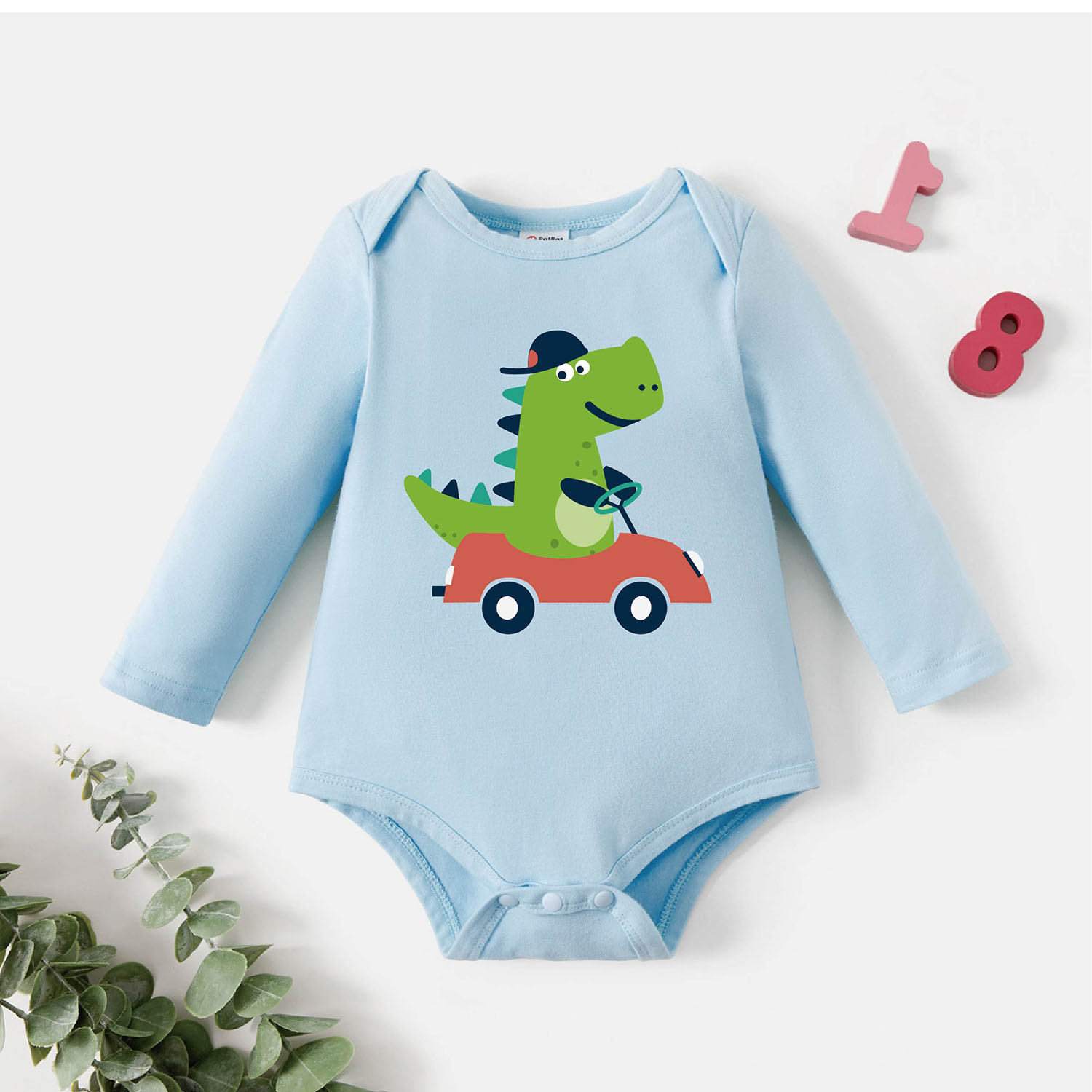

Baby Boy Graphic Dinosaur and Car Print Long-sleeve Romper