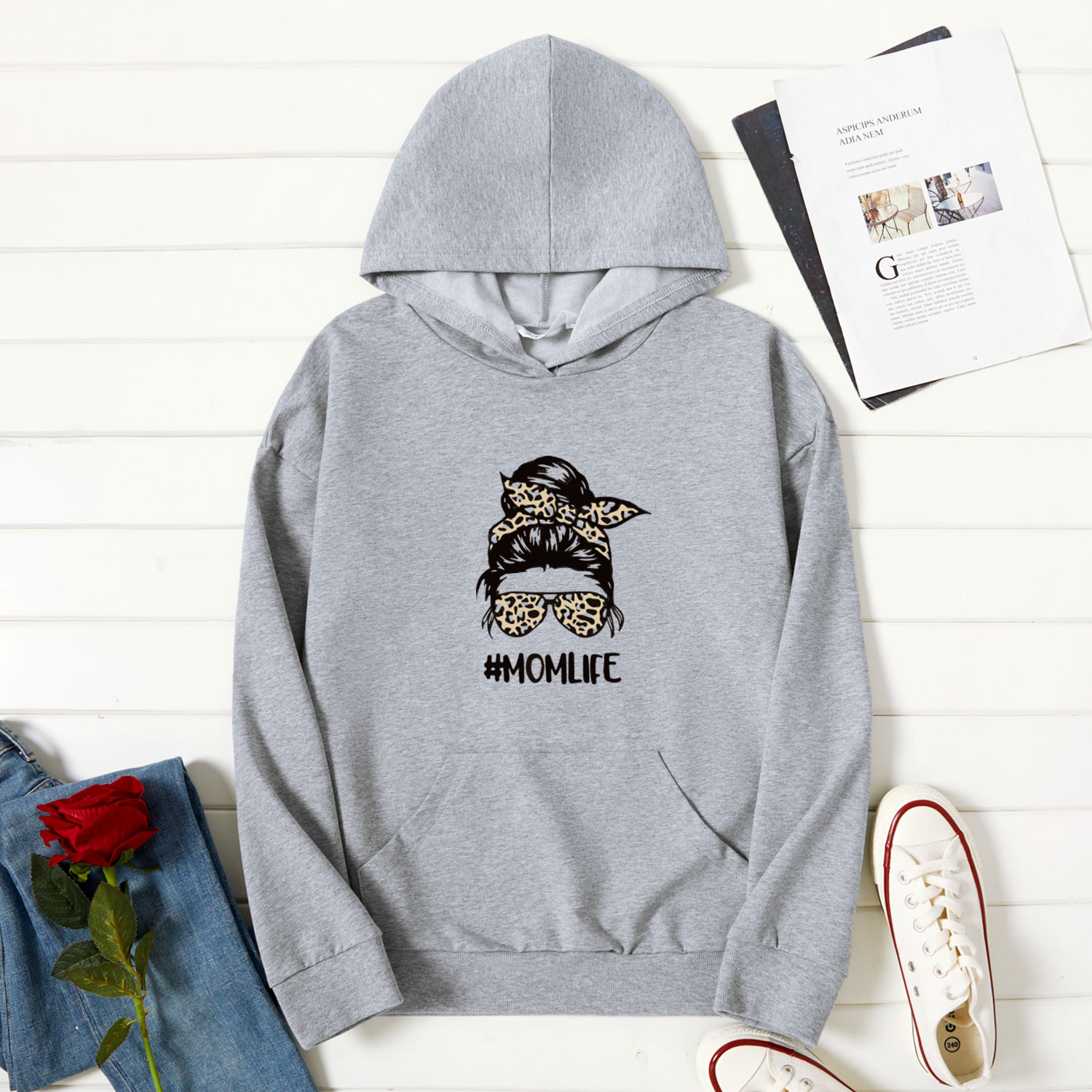 

Women Graphic Portrait and Leopard and Letter Print Long-sleeve Hooded Pullover