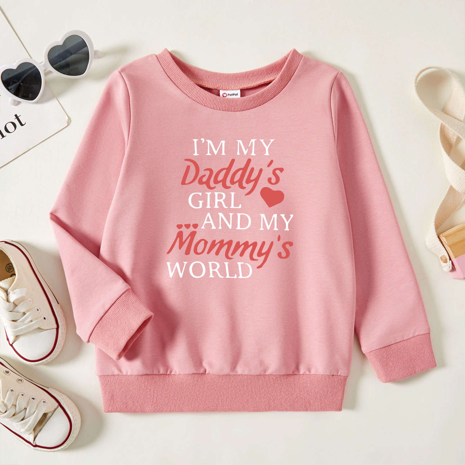 

Toddler Girl Graphic Letter and Heart Print Long-sleeve Pullover