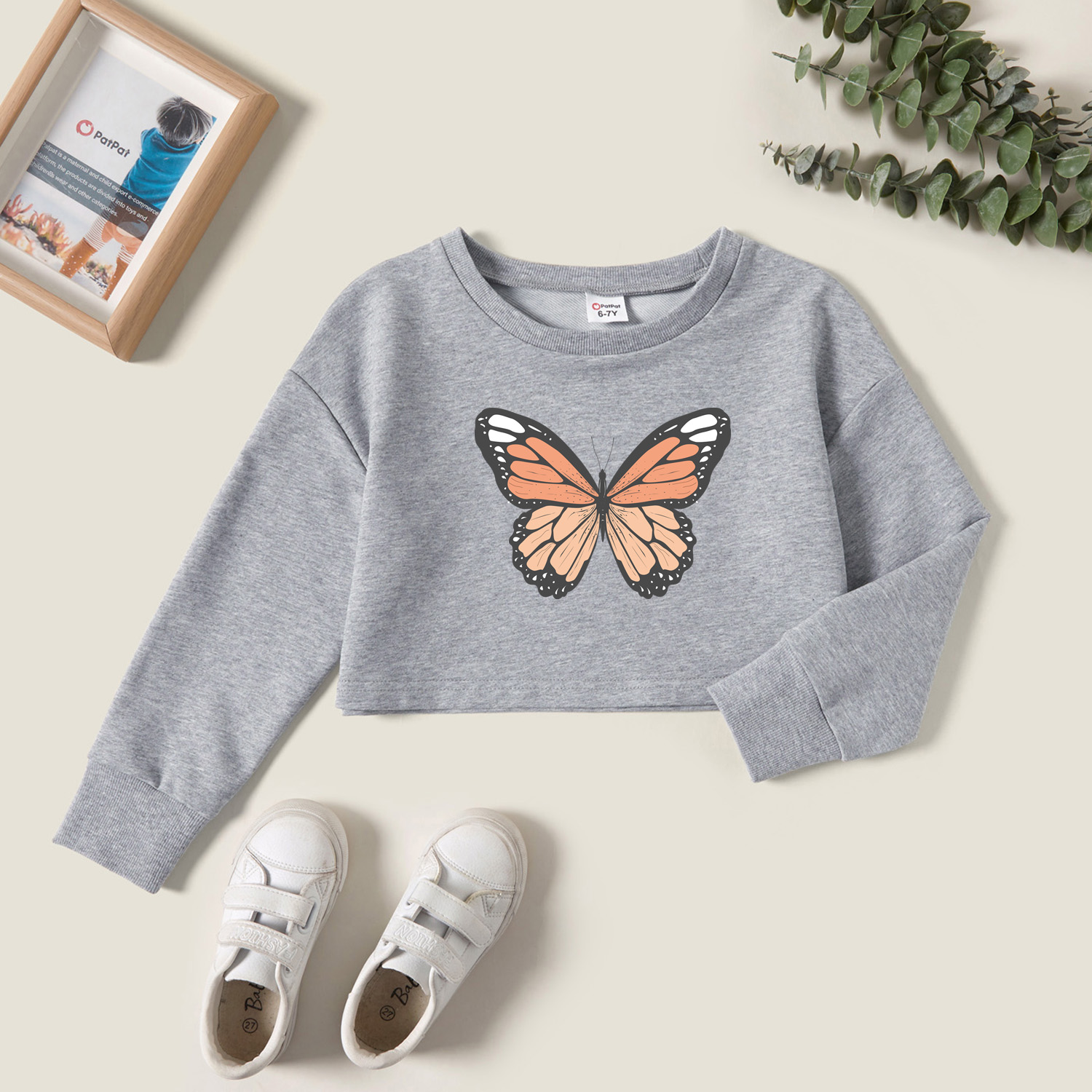

Kids Graphic Light gray Long-sleeve Pullover
