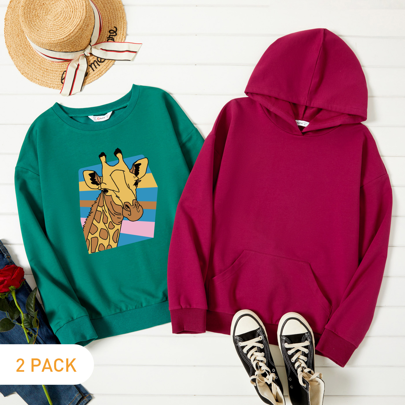 

2-Pack Women Graphic Giraffe Print Long-sleeve Pullover & Hooded Pullover Set