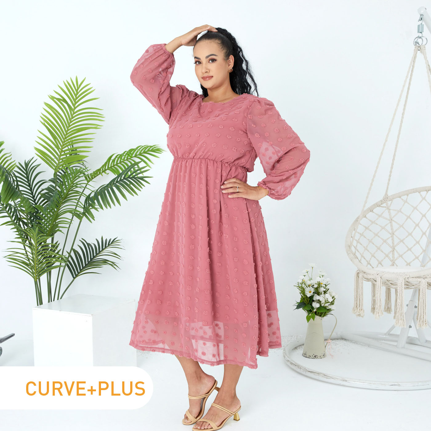 

Women Plus Size Vacation Swiss Dot Round Neck Long-sleeve Solid Midi Dress