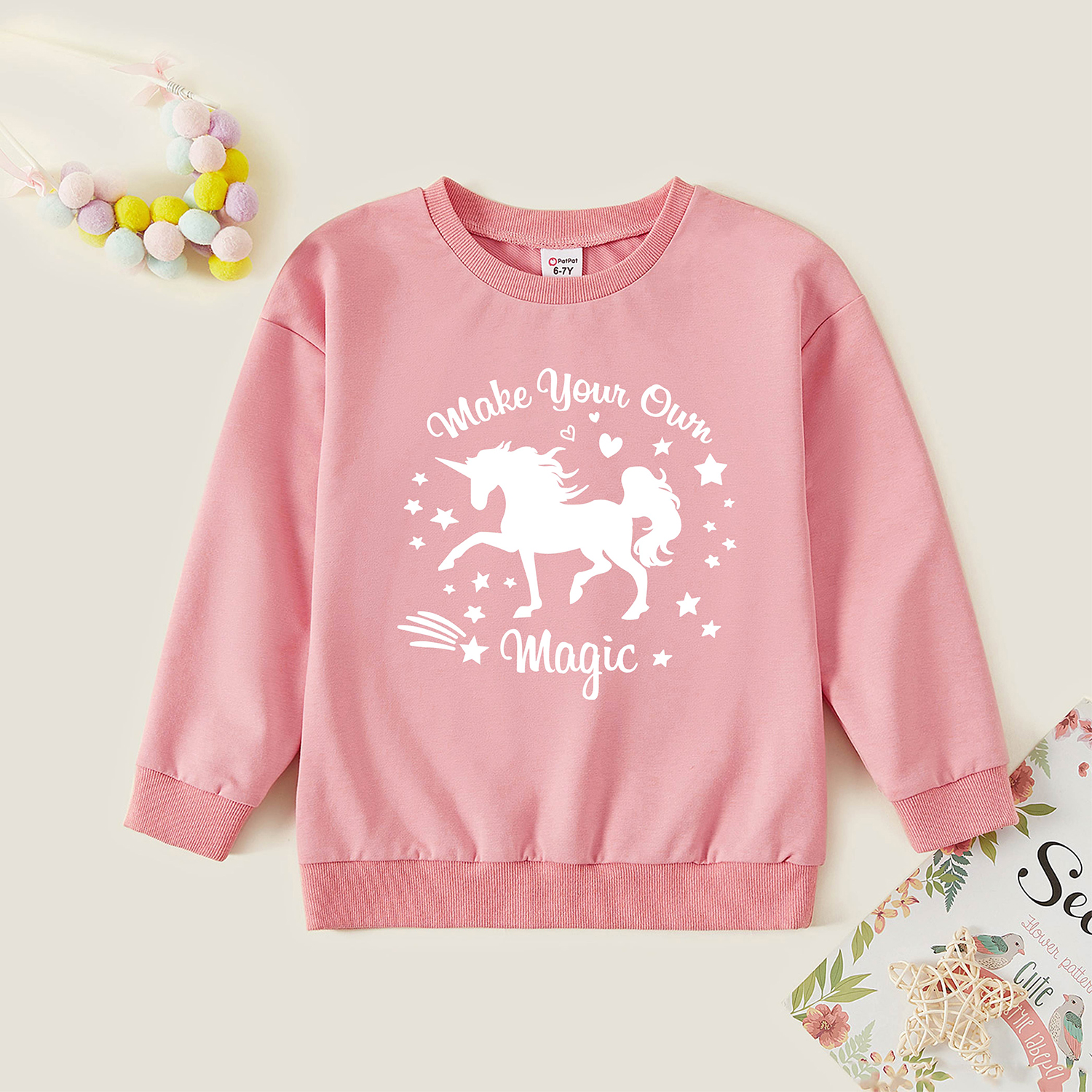 

Kid Girl Graphic Stars and Unicorn and Letter Print Long-sleeve Pullover