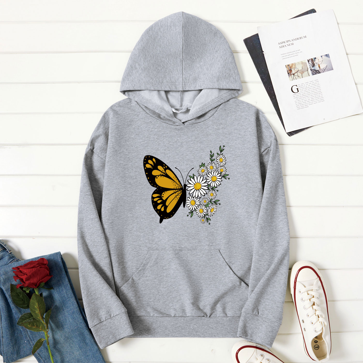 

Women Graphic Butterfly and Daisy Print Long-sleeve Hooded Pullover