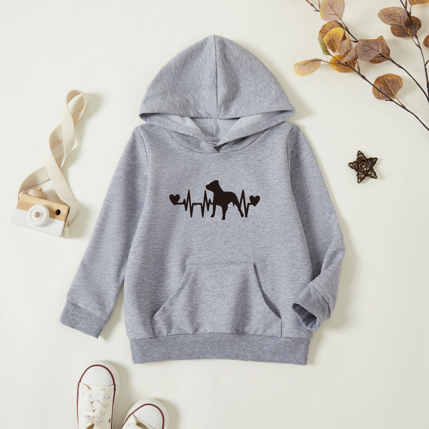 

Toddler Graphic Heart and Dog Print Long-sleeve Hooded Pullover