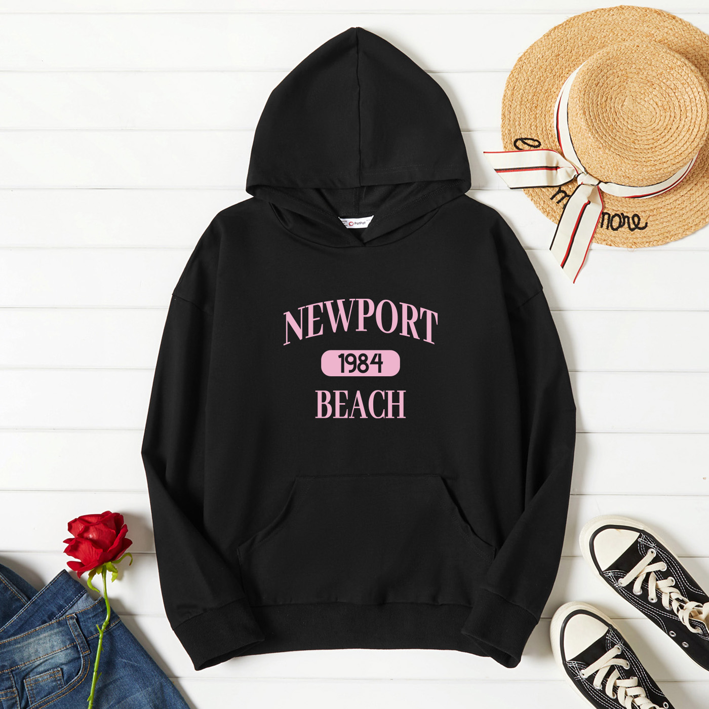 

Graphic Black Long-sleeve Hooded Pullover For Women