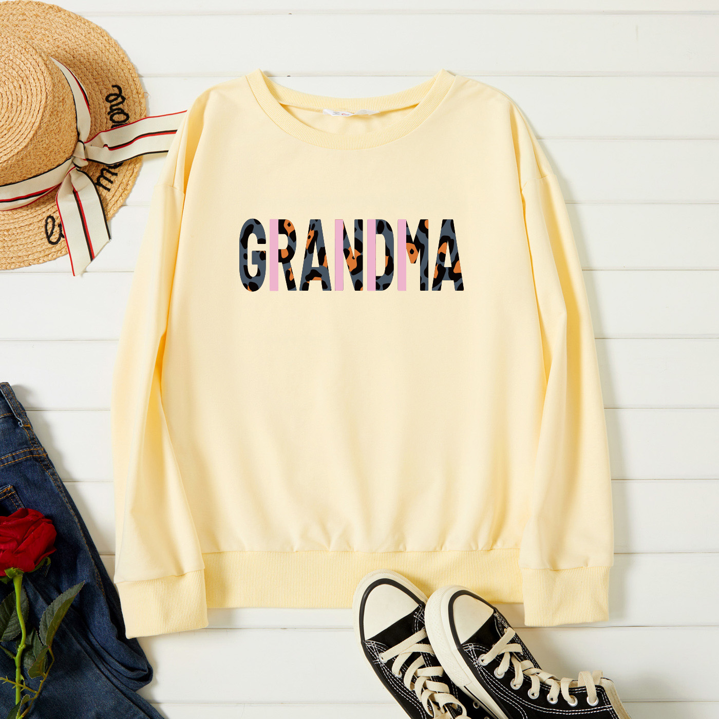 

Graphic Beige Long-sleeve Pullover For Women