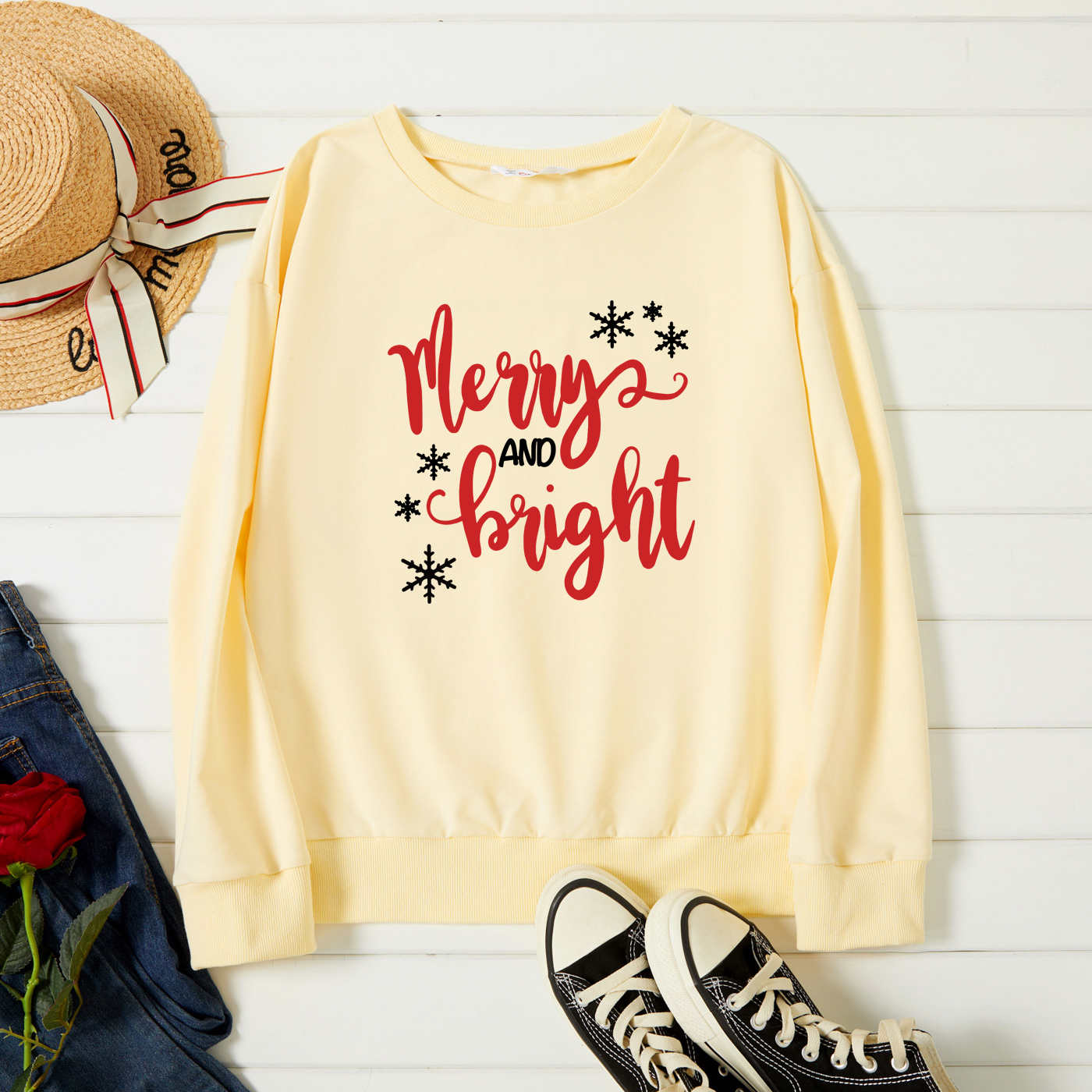 

Graphic Beige Long-sleeve Pullover For Women