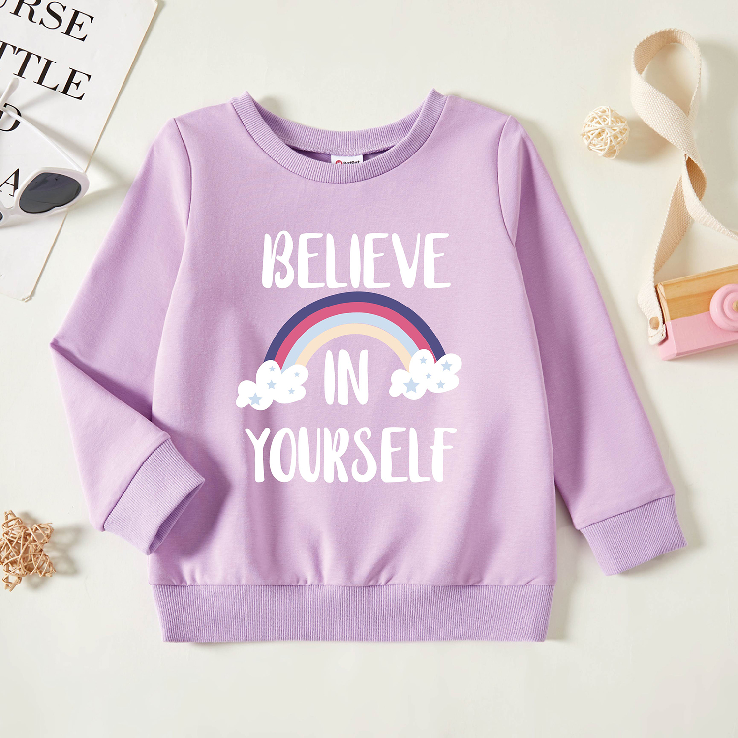 

Toddler Graphic Rainbow and Cloud and Letter Print Long-sleeve Pullover