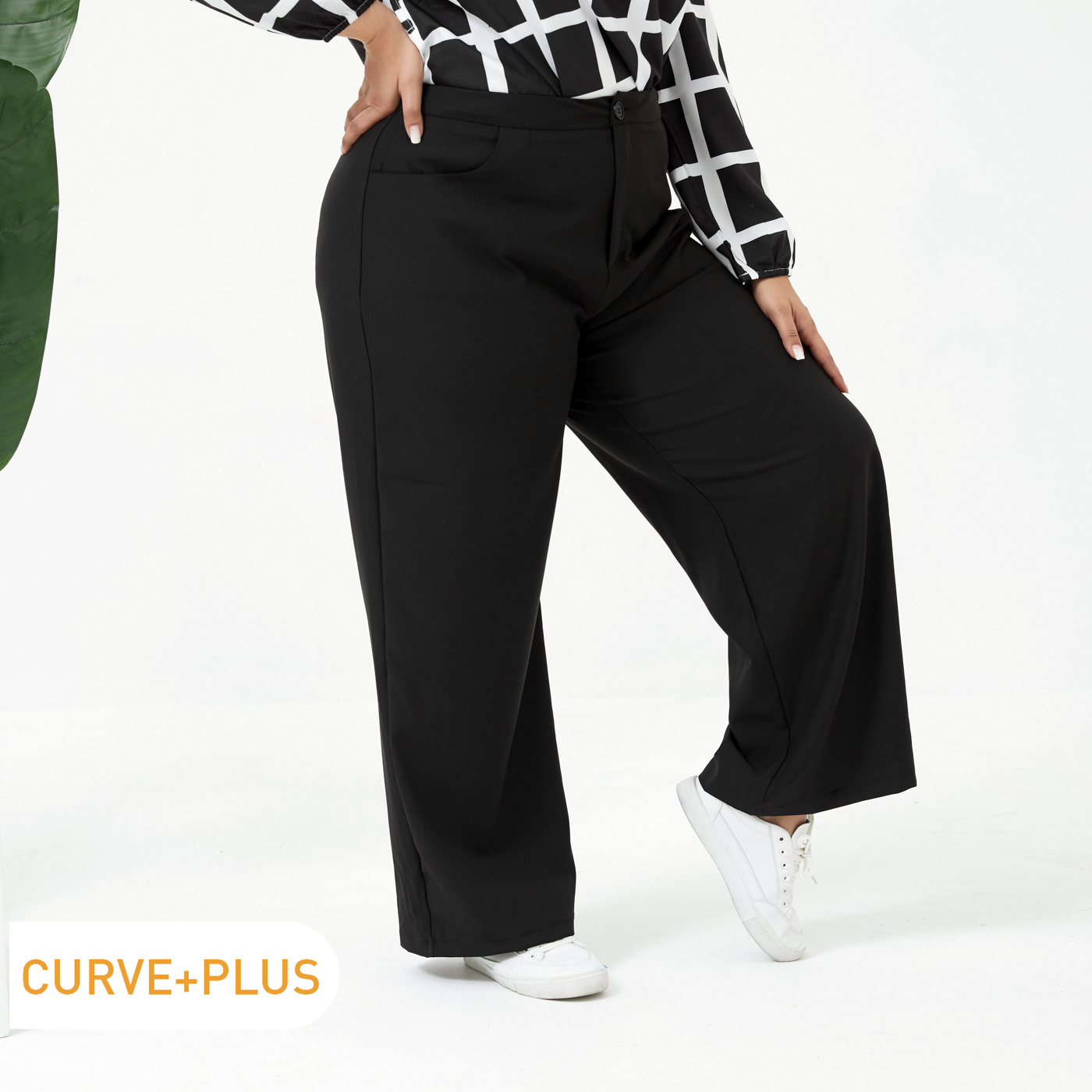 

Women Plus Size Basics Straight Black Pants