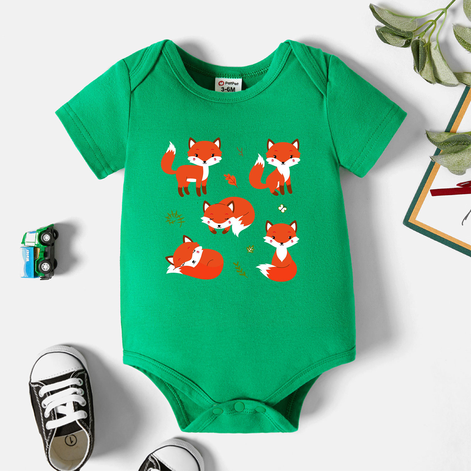 

Baby Graphic Fox Print Short-sleeve Romper