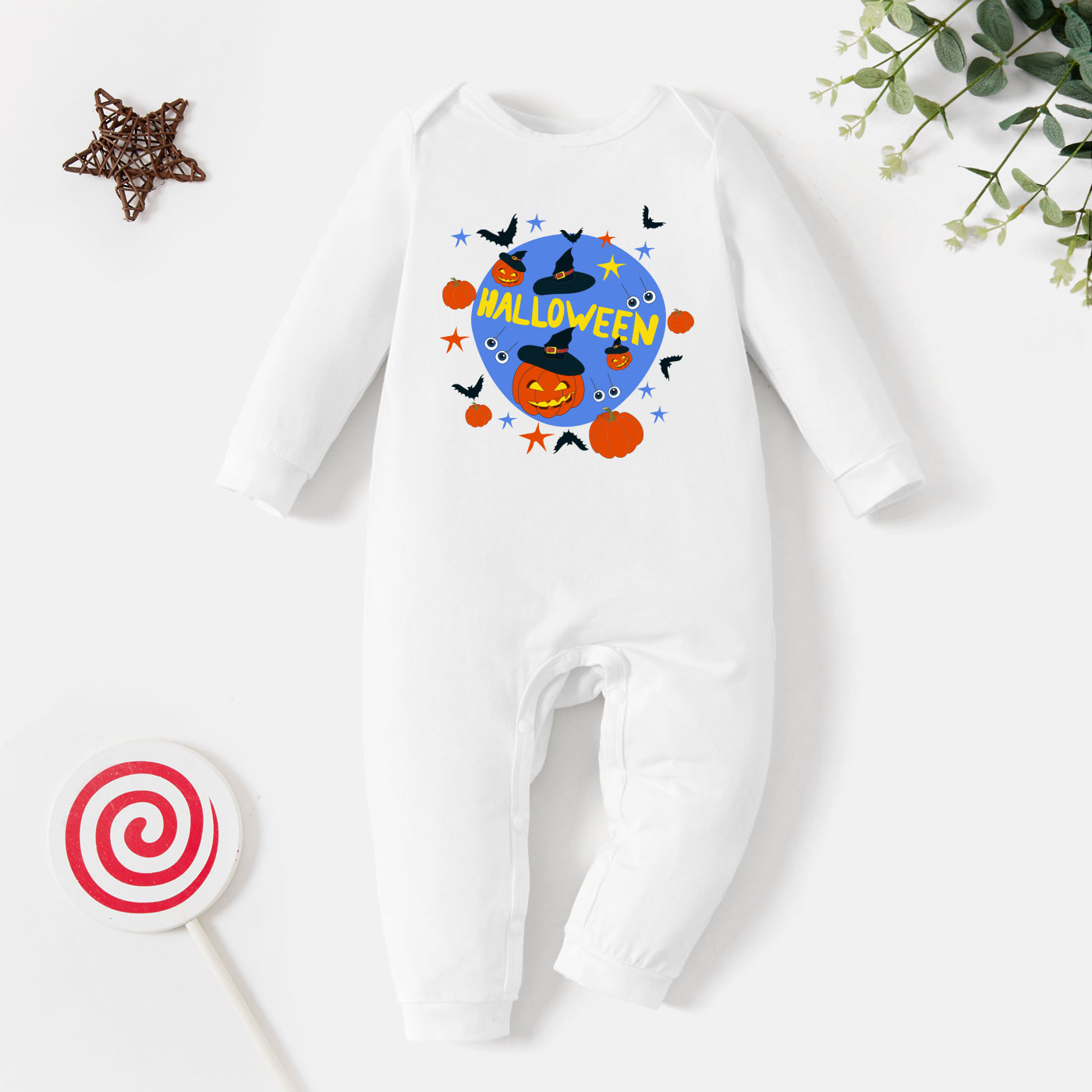 

Baby Graphic White Long-sleeve Jumpsuit