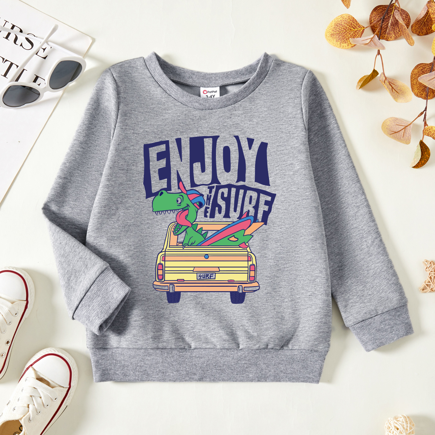 

Toddler Boy Graphic Truck and Dinosaur and Letter Print Long-sleeve Pullover