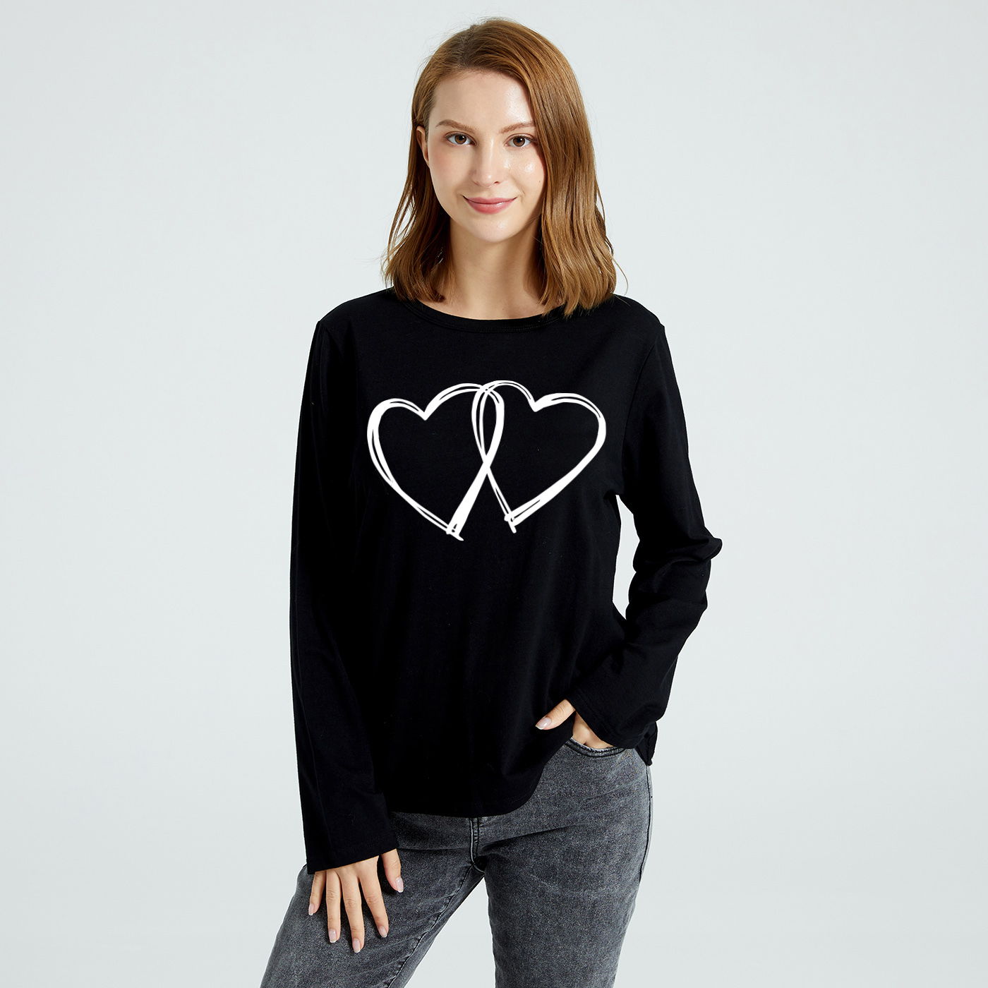

Women Graphic Heart-shaped Print Round-collar Long-sleeve Tee