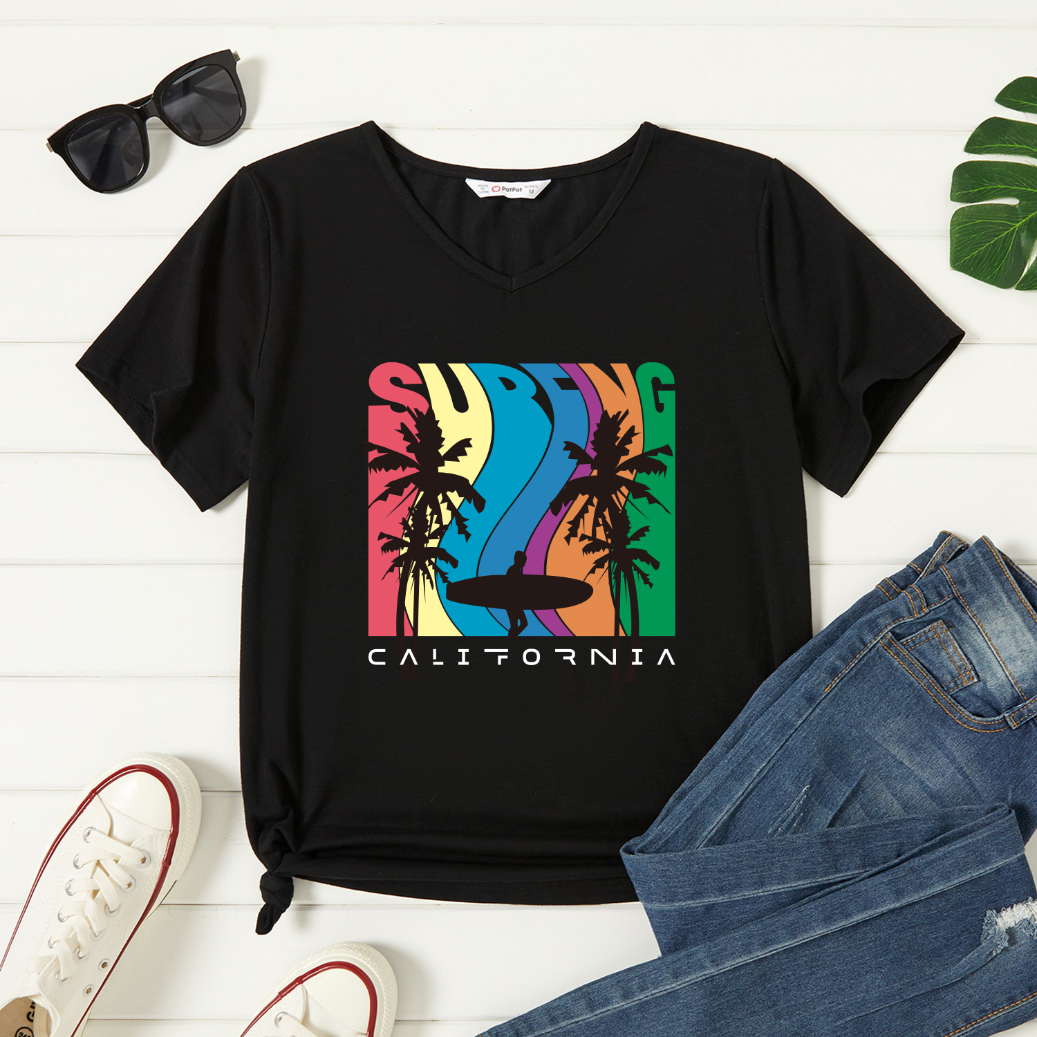 

Graphic Black Short-sleeve V Neck Tee for Women