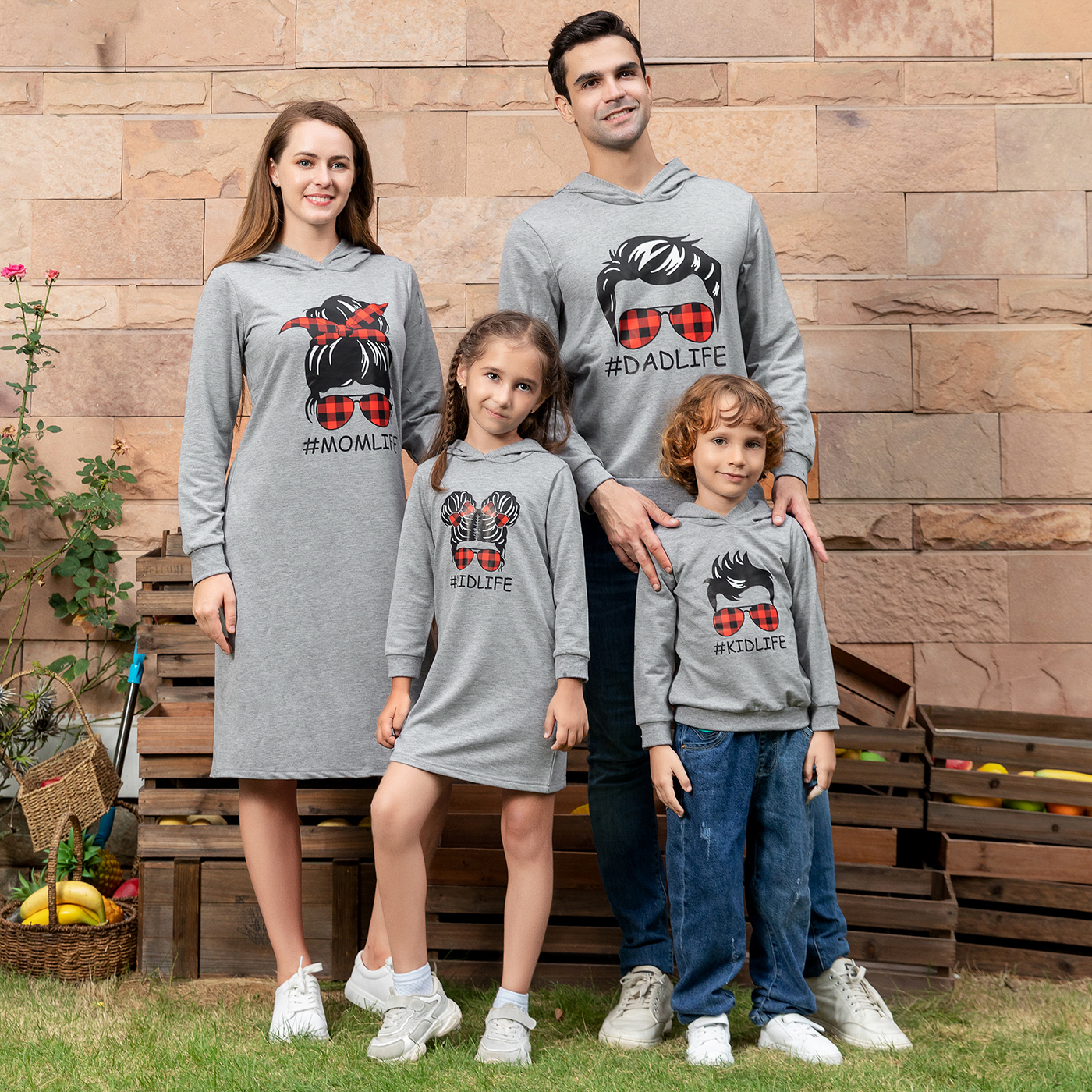 

Family Matching Letter and Red Plaid Sunglasses Print Gray Long-sleeve Hooded Sweatshirts and Dresses Sets